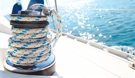 skipper yacht charter greece