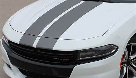 2020 dodge charger racing stripes