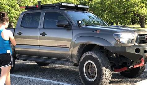 toyota tacoma roof rack with light bar