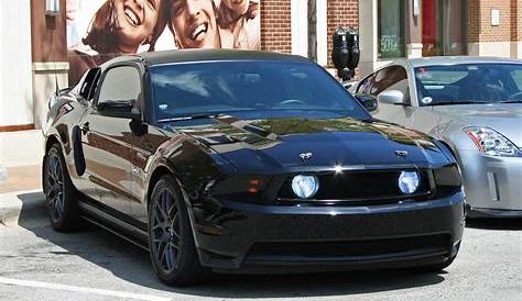 Ford Mustang Gt Black
