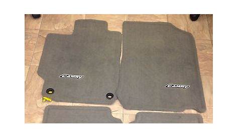 Sell toyota camry floor mats (fit 2012, 2013, 2014) in Waterbury