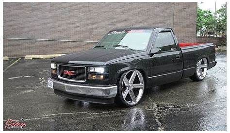 1996 GMC Sierra OBS Single cab on airbags with 26 inch Irocs cruises