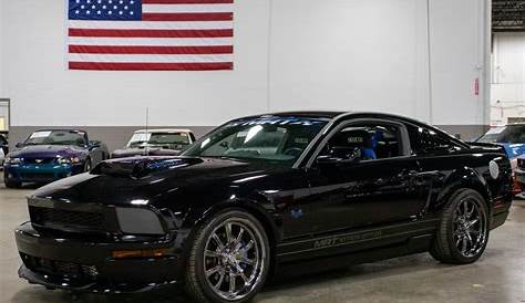 2005 Ford Mustang GT | GR Auto Gallery
