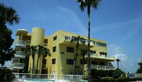 Chart House Suites on Clearwater Bay (Florida) - Hotel Reviews