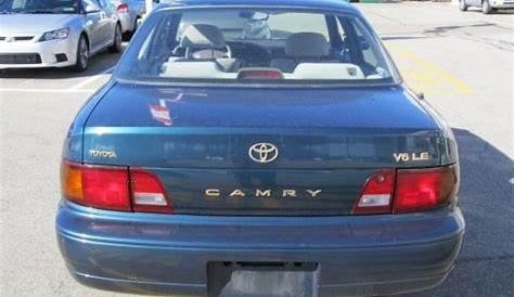 1996 Toyota Camry LE V6 Sedan in Dark Emerald Green Metallic Photo No