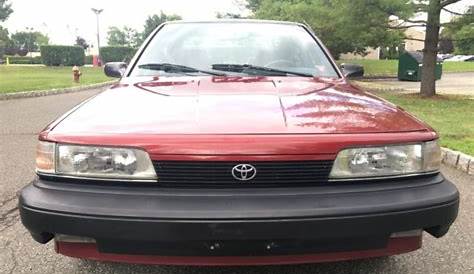 '90 TOYOTA CAMRY ONLY 66K MILES, ONE OWNER, RUNS BRAND NEW! MUST SEE