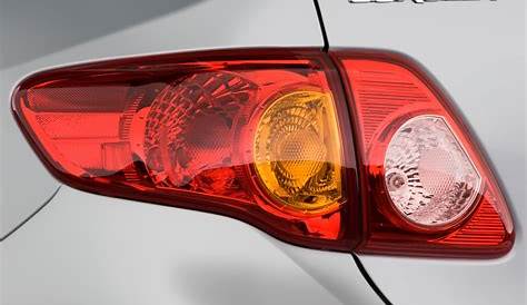 Image: 2010 Toyota Corolla 4-door Sedan Auto XRS (Natl) Tail Light