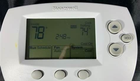 Honeywell TH6110D1005 FocusPro 6000 Programmable Thermostat White for