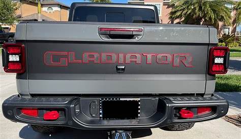2020 jeep gladiator tailgate