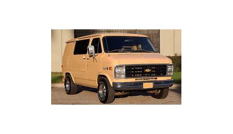 Chevrolet G30 1982 - Wheel & Tire Sizes, PCD, Offset and Rims specs