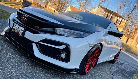 2020 Honda Civic with 18x8.5 35 XXR 567 and 235/40R18 Goodyear All