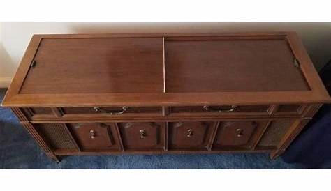 Working Mid-Century Modern Magnavox Astro-Sonic Stereo Console (Record