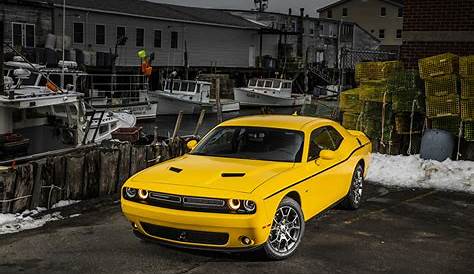 Pictures Dodge 2017 Challenger GT AWD Yellow automobile
