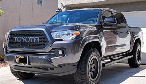 Toyota Tacoma 2018+ Mesh Grills by customcargrills