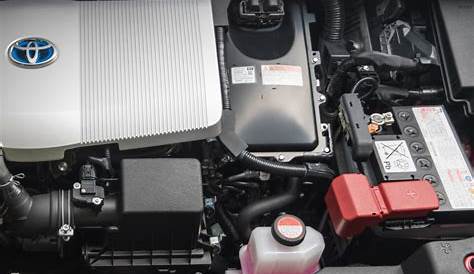 Toyota shares hybrid auxiliary battery tips for collision repairers
