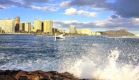 Aloha from Hawaii: Low tide, High tide and now King tide.