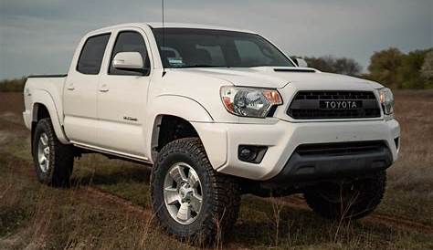 33" Tires (285/70R17) on Toyota Tacoma - Complete Guide
