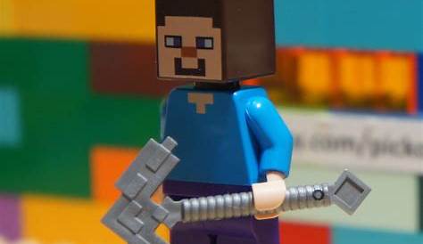 LEGO Minecraft MIN009 STEVE Minifigure w/ Iron Pick Axe Weapon