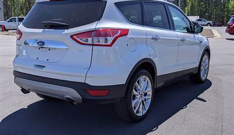 Pre-Owned 2016 Ford Escape SE FWD Sport Utility
