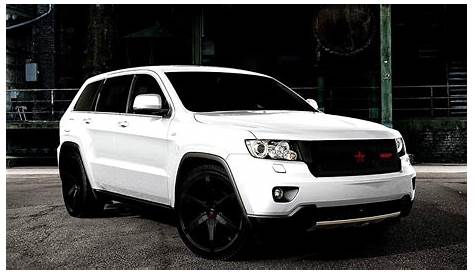 2017 jeep grand cherokee with black rims