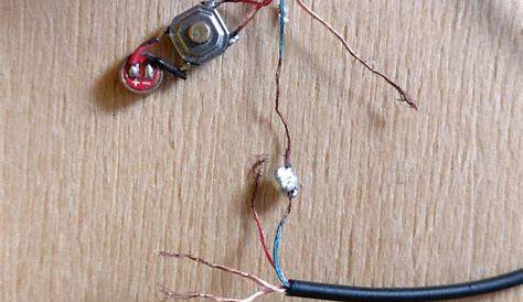 headphones - Weird earphones' wiring - Electrical Engineering Stack
