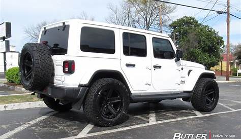 Jeep Wrangler with 20in Black Rhino Recon Wheels and Toyo Open Country