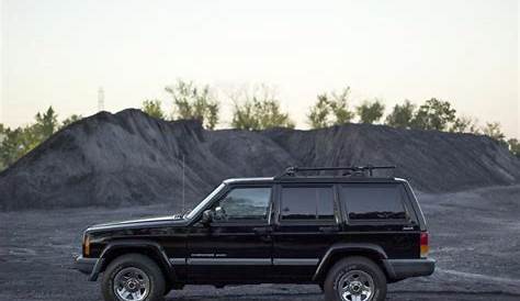 all black cherokee jeep