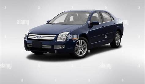 2007 Ford Fusion SEL V6 in Blue - Front angle view Stock Photo - Alamy