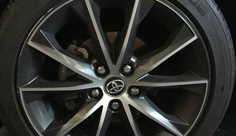 2014-2017 Toyota Camry XSE 18" alloy wheels & Michelin Tires for Sale