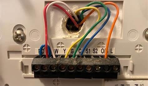 I just install a T5 smart thermostat but air is coming out warm or a