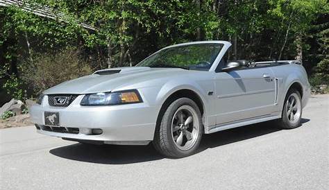 ford mustang convertible 2001
