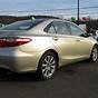 Toyota Camry Xle Features