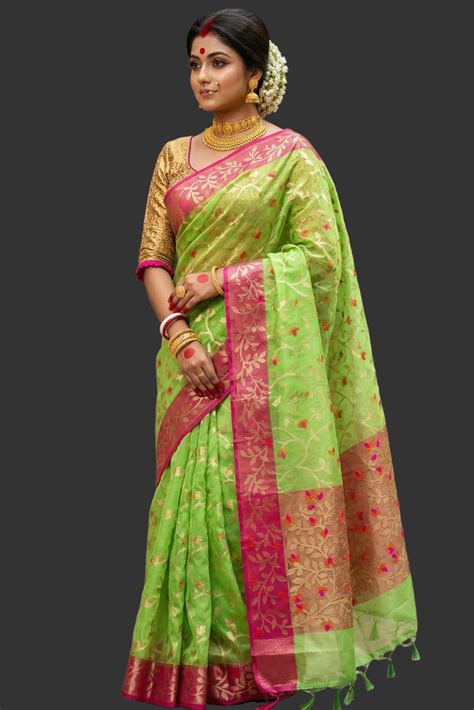 Divine Essence Muslin Jamdani Saree – Monamaar