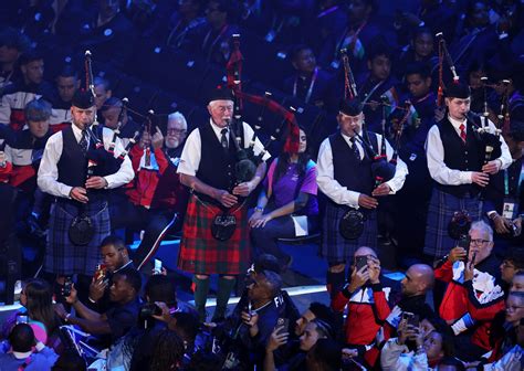 Commonwealth Games Inauguration | Mirabai Chanu & Lovlina Borgohain ...