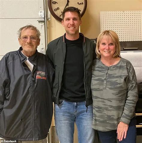 Denny Hamlin recalls the harrowing moment he saw his father's body ...