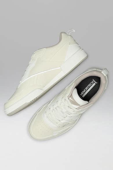 Reebok India Official | Club Z Bulgaria - Men White Running Shoes ...