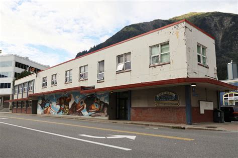 Juneau Assembly OKs $10M purchase of new city hall office space ...