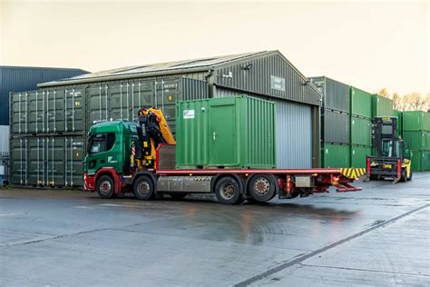HIAB: What is a HIAB? And what're they used for? | RS French