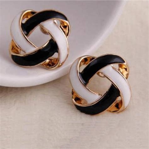 Earrings - 1 Pair Women Korean Charming Black and White Simple Hollow ...