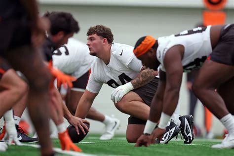 Browns defensive line 2026: Mason Graham's role after Myles Garrett ...