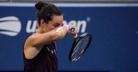 Tennis : Loïs Boisson battue après une balle de match, mais repêchée à ...