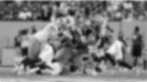NFL Preseason - Tennessee Titans at San Francisco 49ers at Levis ...