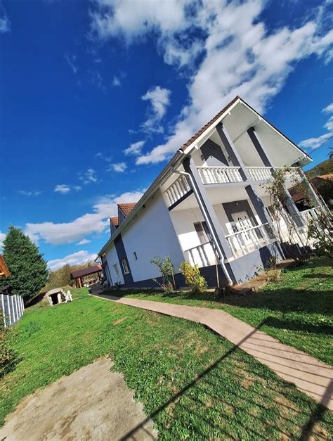casa maria - Bed and breakfasts for Rent in Bucium, Hunedoara, Romania ...