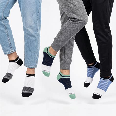 Best Socks for Sweaty Feet – Stay Dry & Odor Free All Day – Sockscarving®