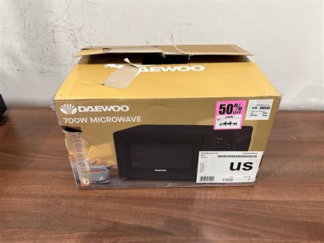 Daewoo 700W Microwave Black 5 power levels 30 minute timer Approximate ...
