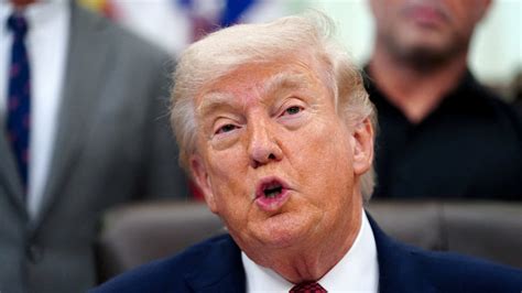 Donald Trump’s VIP Memecoin Event Now Going at a Steep Discount on ...