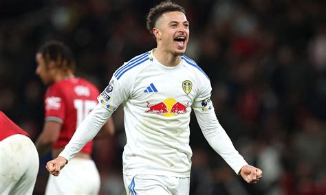 Premier League-winning captain believes Man United should sign 'leader ...