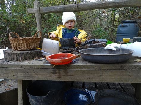 Langdon Nature Tots (Monday), Langdon Nature Discovery Park, Basildon ...