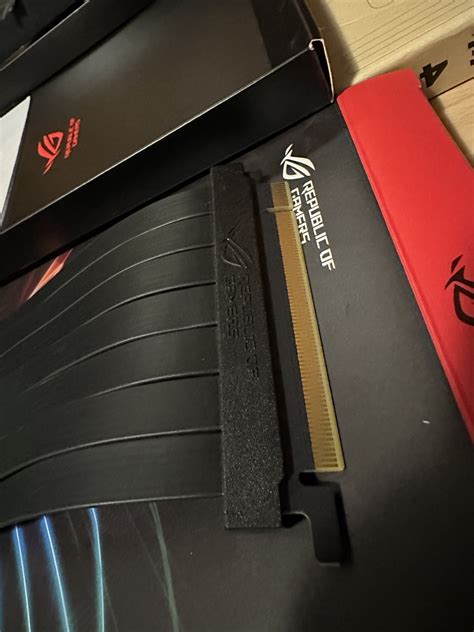 PCIe 5.0/4.0/3.0 Riser kábelek 90-os hajlított csatlakozóval (220mm ...