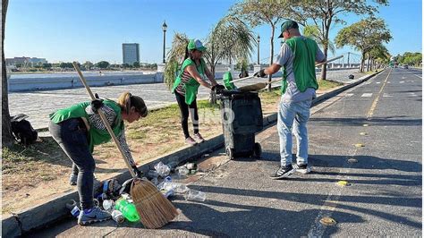 Festejos De Navidad Y Limpieza De La Costanera Puntos Limpios Y